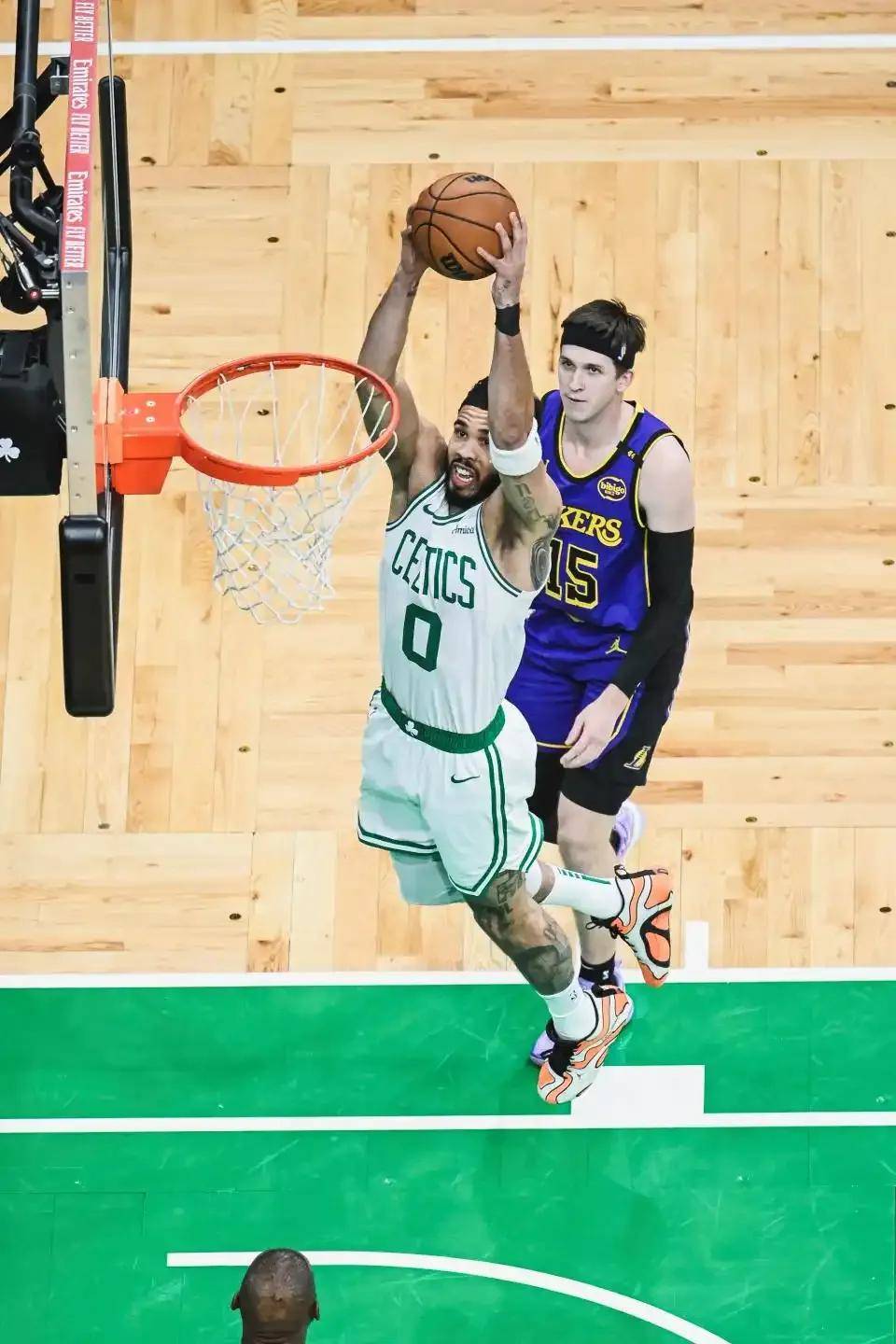 开云体育下载-塔图姆意外战胜德国队，比赛规则变更引爆全场！-开云体育下载