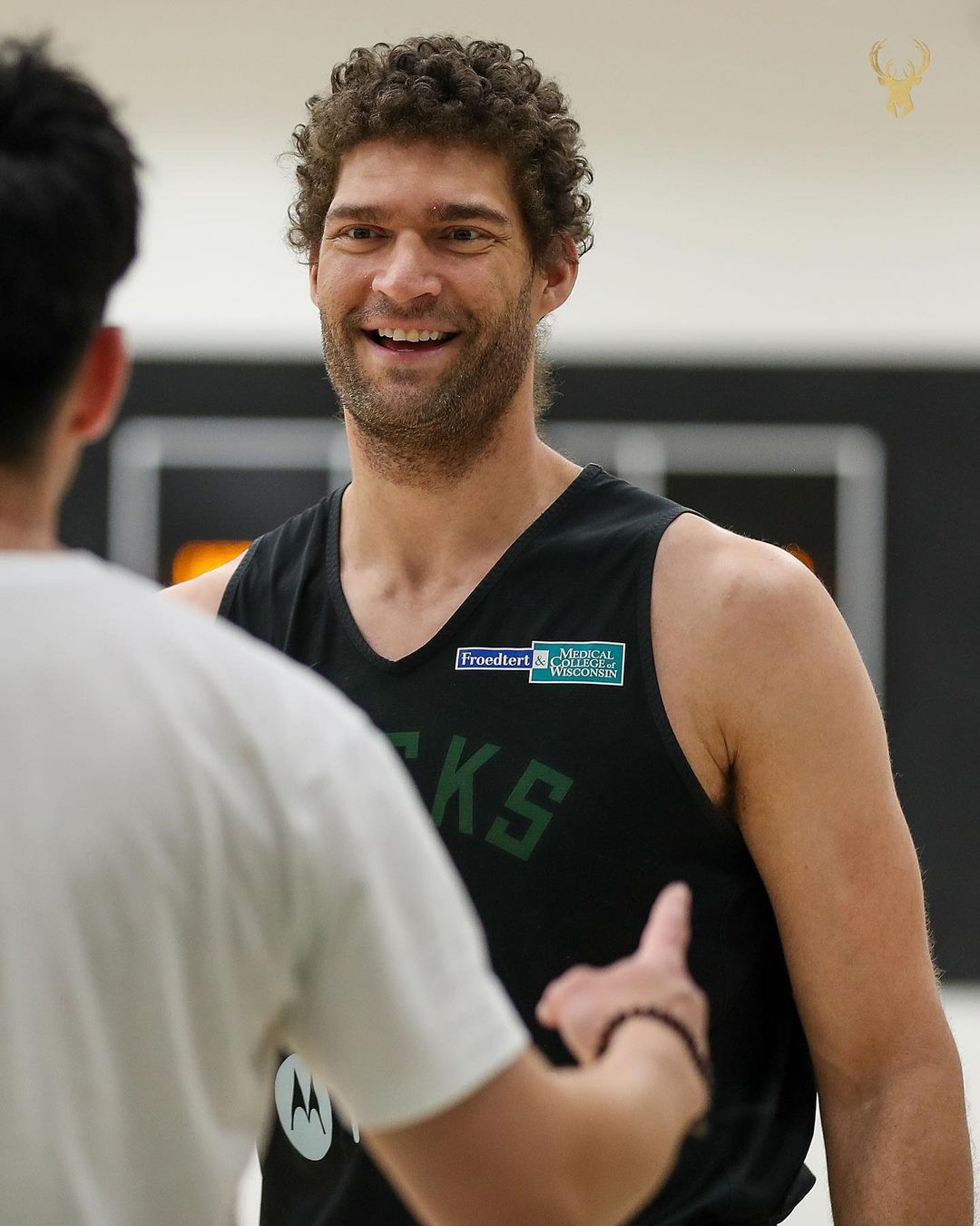 开云体育网址-密尔沃基雄鹿内部会议纪要流出：清晨主帅复盘，德甲使命明确，纪律约束更严格的简单介绍-开云体育网址