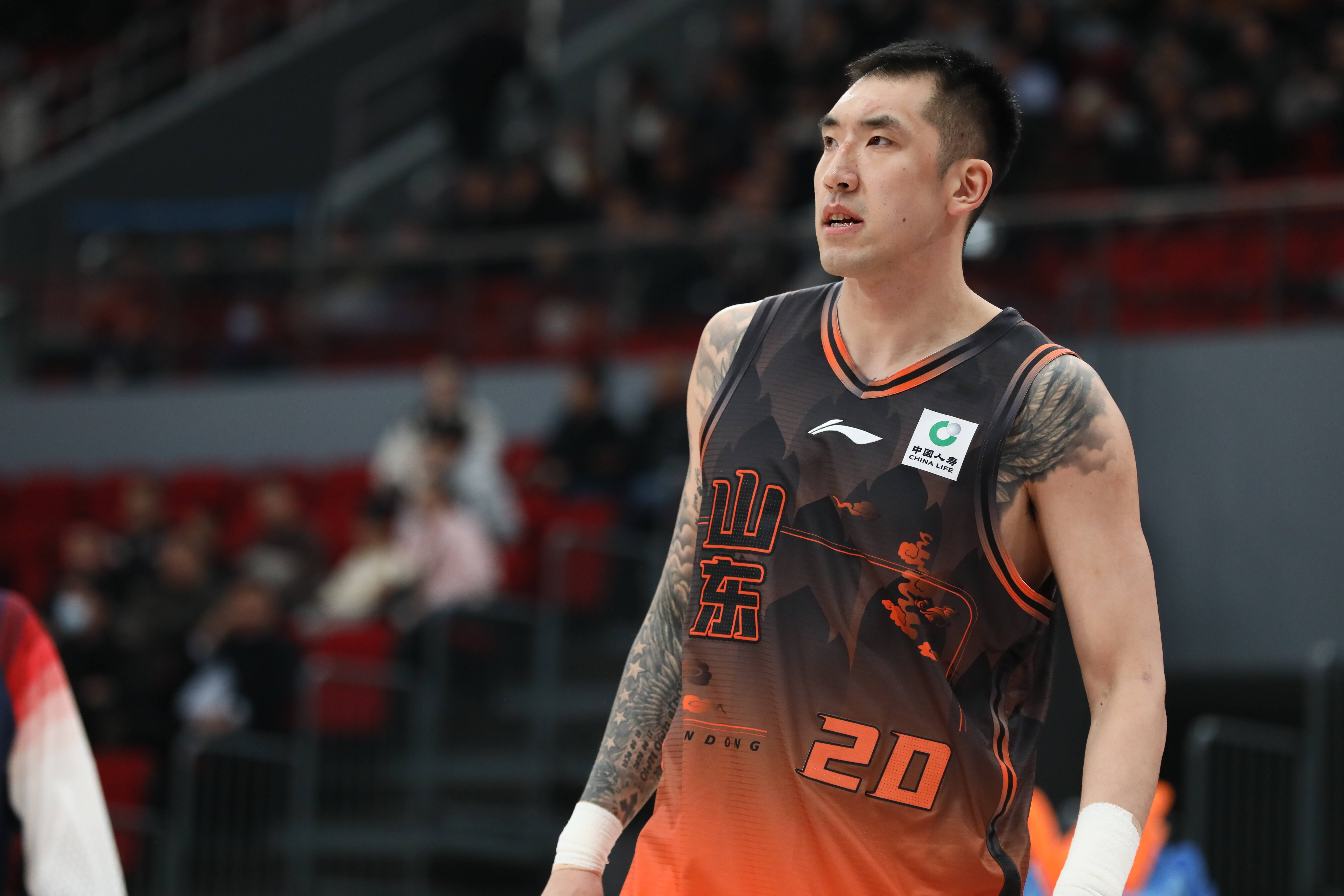 开云体育网址-离谱！山东男篮围绕德甲绝杀压哨门兴格拉德巴赫围绕CBA季后赛绝杀压哨，今晚巴塞罗那备战法甲的简单介绍-开云体育网址