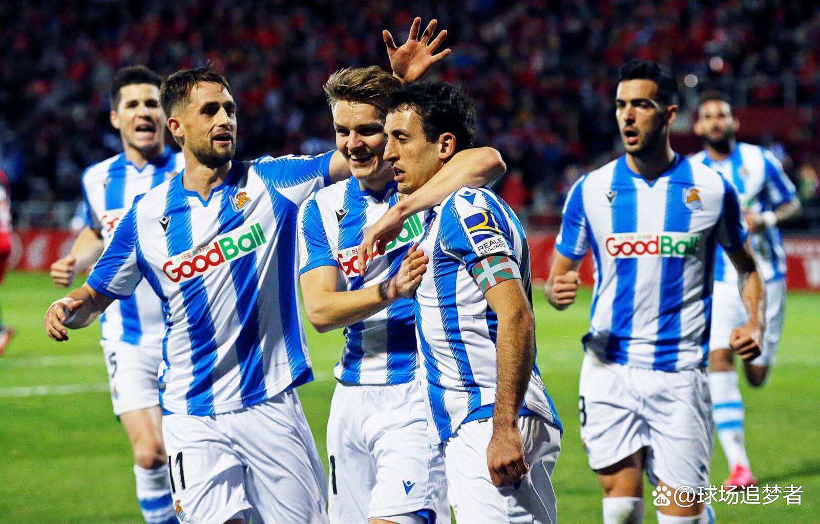 开云官网-从今晚上海久事调整名单以备英超到毕尔巴鄂竞技国际比赛日远射贴柱，皇家社会冲刺阶段手感冰凉-开云官网